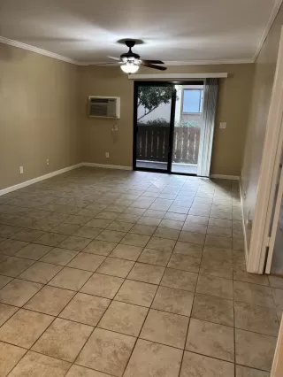 Photo #2: 240024887 Listing 