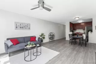 Photo #6: 240024914 Listing