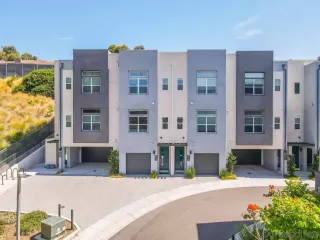 Photo #1: 240024924 Listing