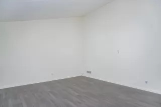 Photo #6: 240024939 Listing 