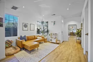 Photo #4: 240024957 Listing 