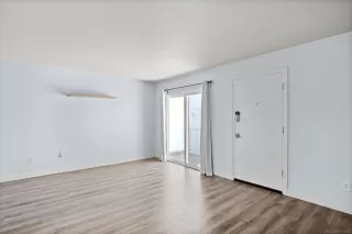 Photo #2: 240024982 Listing