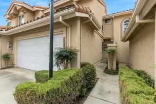 Photo #2: 240025012 Listing