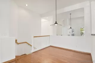 Photo #4: 240025087 Listing