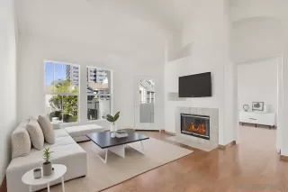 Photo #6: 240025087 Listing