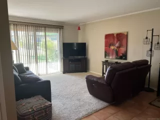 Photo #5: 240025108 Listing 