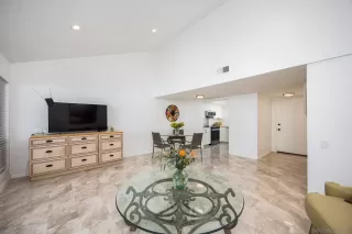 Photo #3: 240025168 Listing 