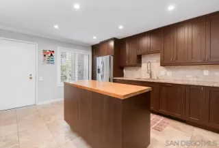 Photo #2: 240025185 Listing 