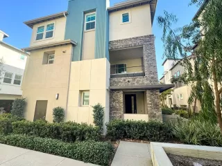 Photo #1: 240025197 Listing