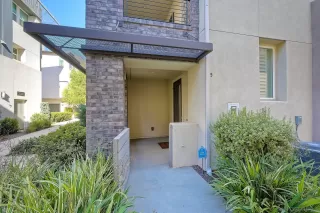 Photo #2: 240025197 Listing