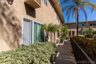 Photo #5: 240025216 Listing