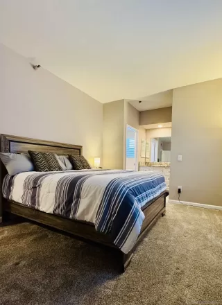 Photo #6: 240025244 Listing