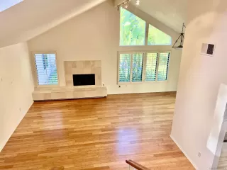 Photo #2: 240025290 Listing