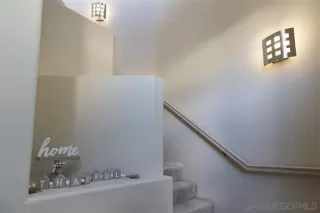 Photo #2: 240025348 Listing