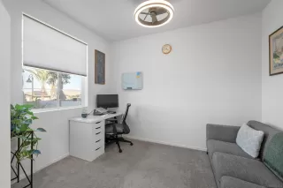 Photo #2: 240025373 Listing