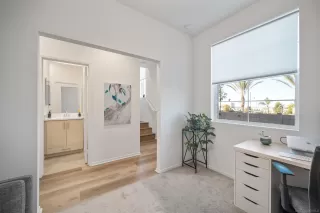 Photo #3: 240025373 Listing