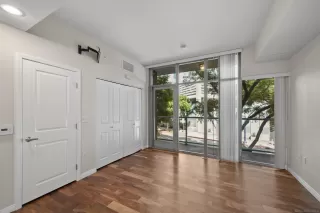 Photo #4: 240025405 Listing 