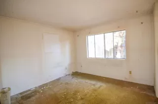 Photo #6: 240025409 Listing