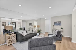 Photo #6: 240025414 Listing