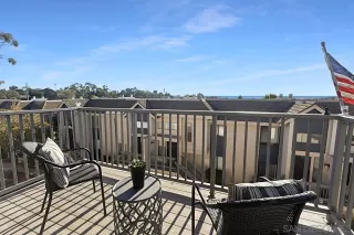 Photo #4: 240025443 Listing