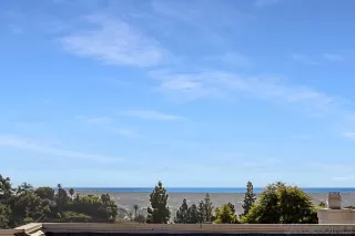 Photo #5: 240025443 Listing