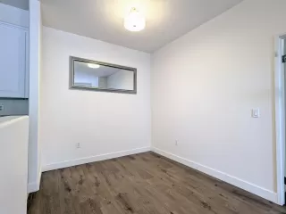 Photo #3: 240025488 Listing