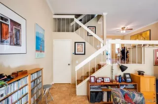 Photo #3: 240025510 Listing 