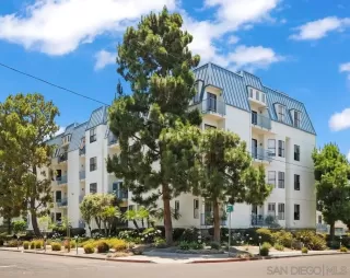 More Details about MLS # 240025584 : 3450 3RD AVE UNIT 203