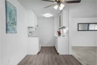 Photo #3: 240025616 Listing