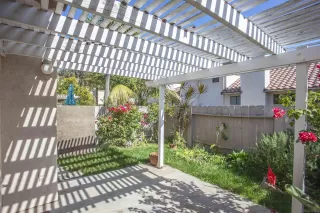 Photo #3: 240025680 Listing