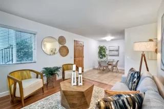 Photo #5: 240025773 Listing