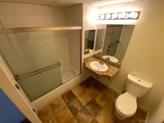 Photo #4: 240025834 Listing