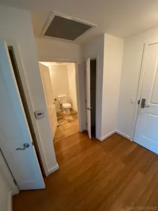 Photo #6: 240025834 Listing