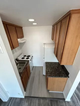 Photo #1: 240025835 Listing