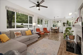 Photo #3: 240025841 Listing 