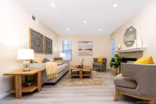 Photo #2: 240025938 Listing