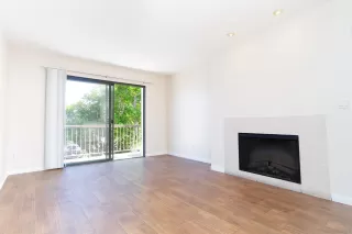 Photo #1: 240026010 Listing