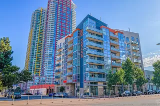 More Details about MLS # 240026021 : 550 15TH ST UNIT 606