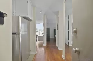 Photo #4: 240026046 Listing