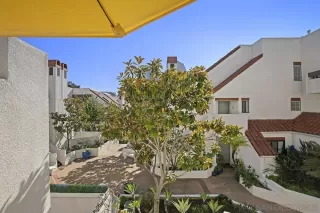 Photo #2: 240026067 Listing 