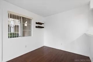 Photo #4: 240026075 Listing 