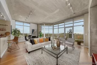 Photo #1: 240026085 Listing