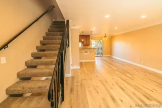 Photo #2: 240026088 Listing 