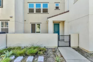 Photo #2: 240026146 Listing