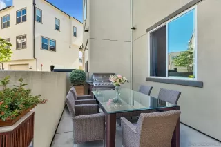 Photo #3: 240026146 Listing