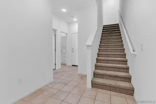 Photo #6: 240026146 Listing