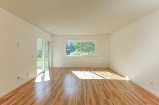 Photo #5: 240026148 Listing 