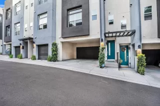 Photo #3: 240026195 Listing