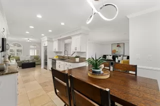 Photo #6: 240026214 Listing 