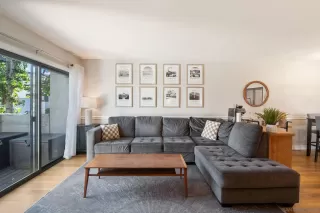 Photo #2: 240026240 Listing